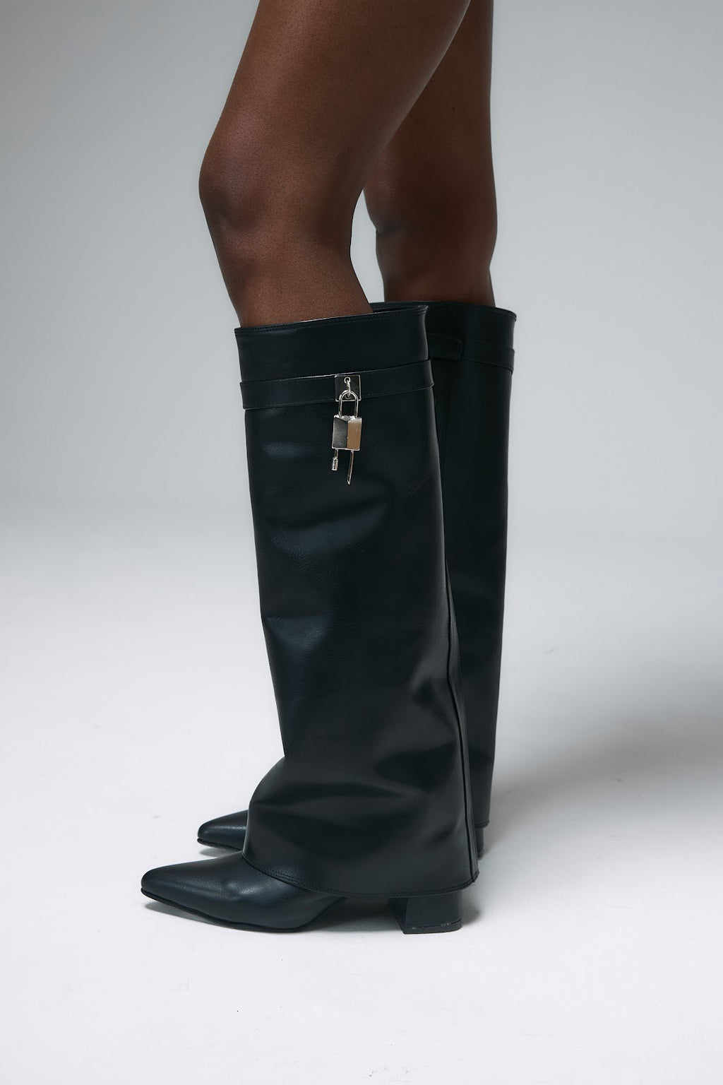 Bota Modena